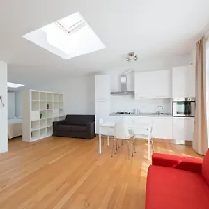  Apartment La Maison Del Capestrano Italy