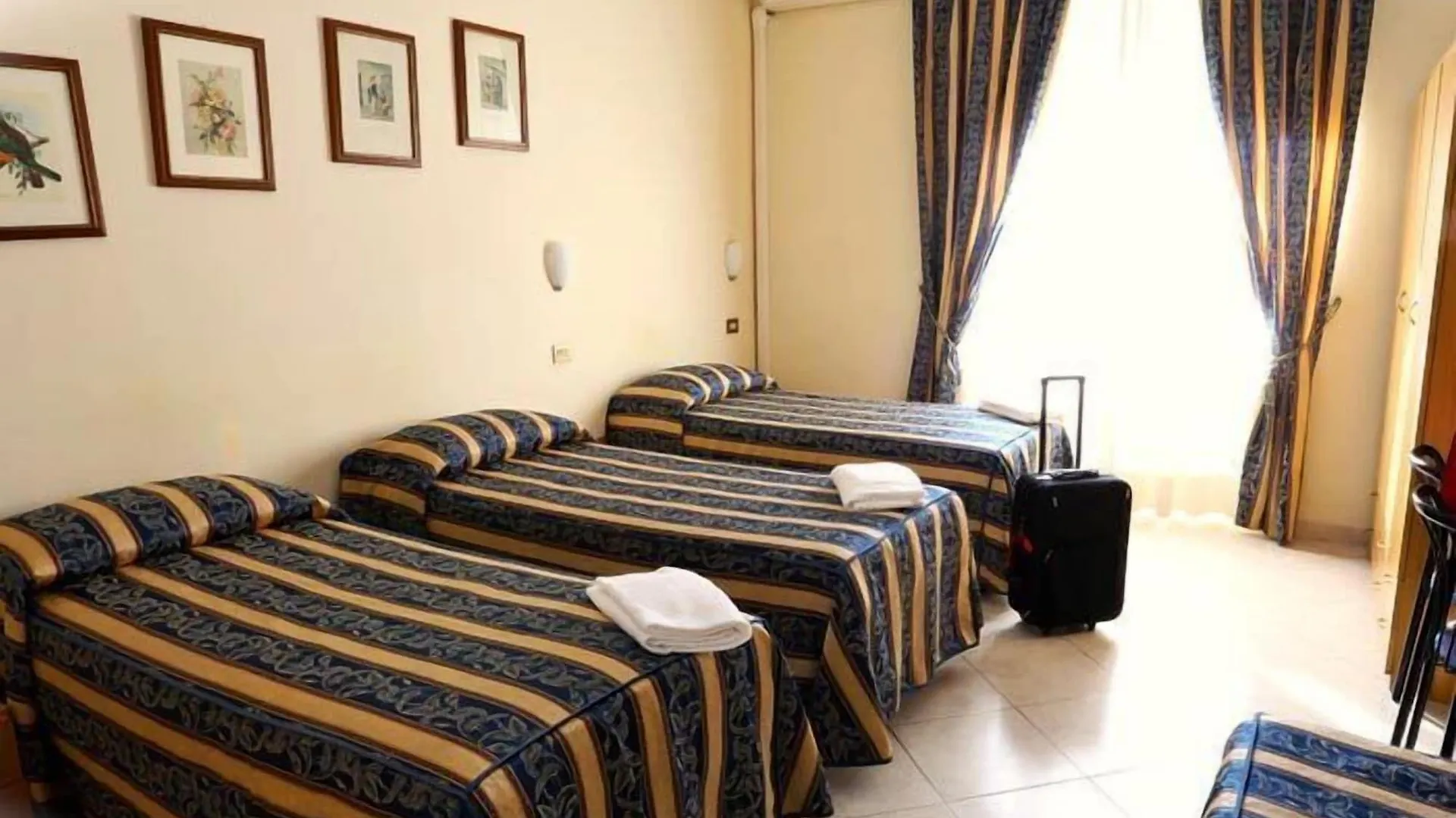 Hotel Loreto 밀라노 2*,  이탈리아
