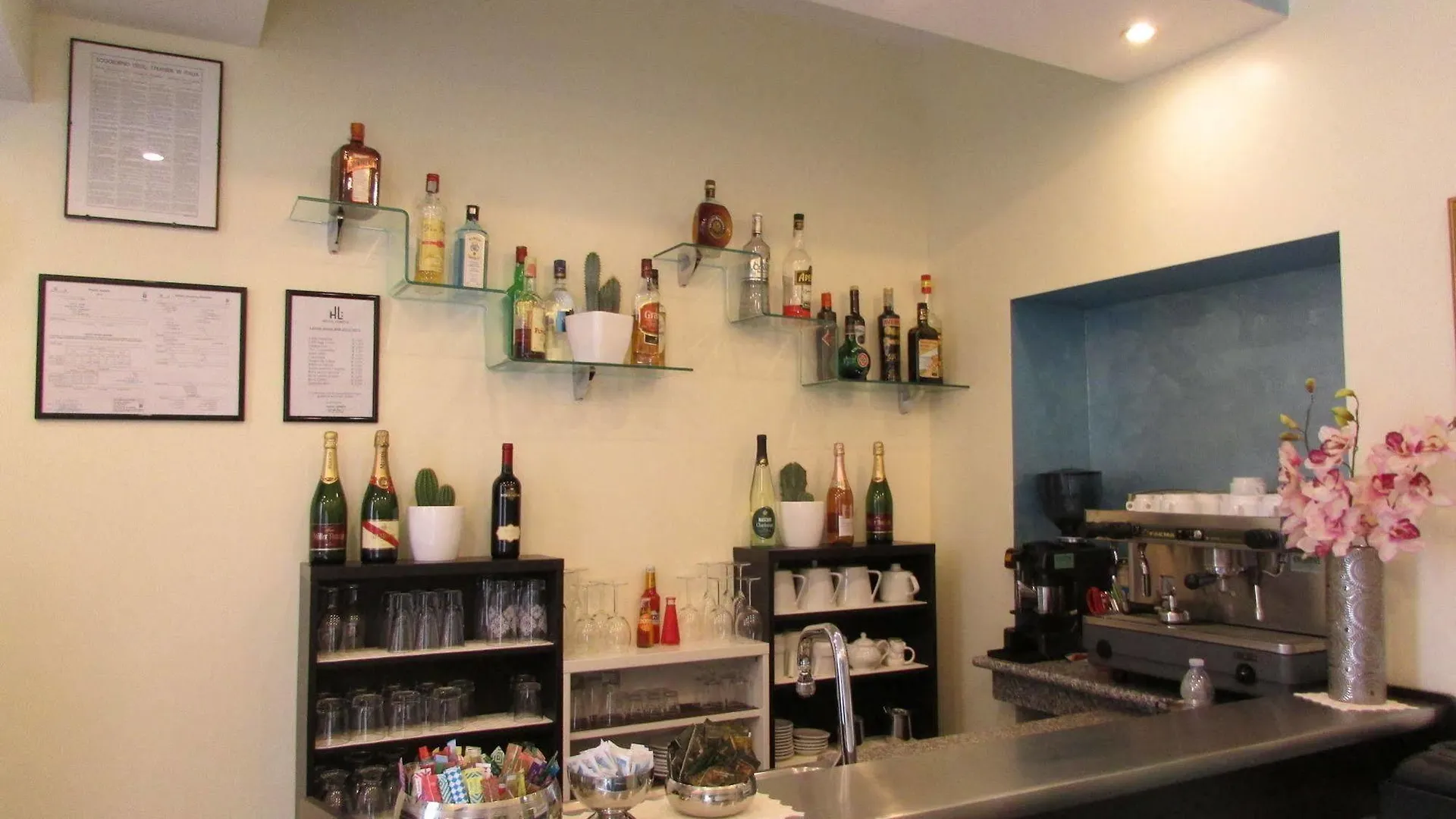 Hotel Loreto 밀라노 2*,