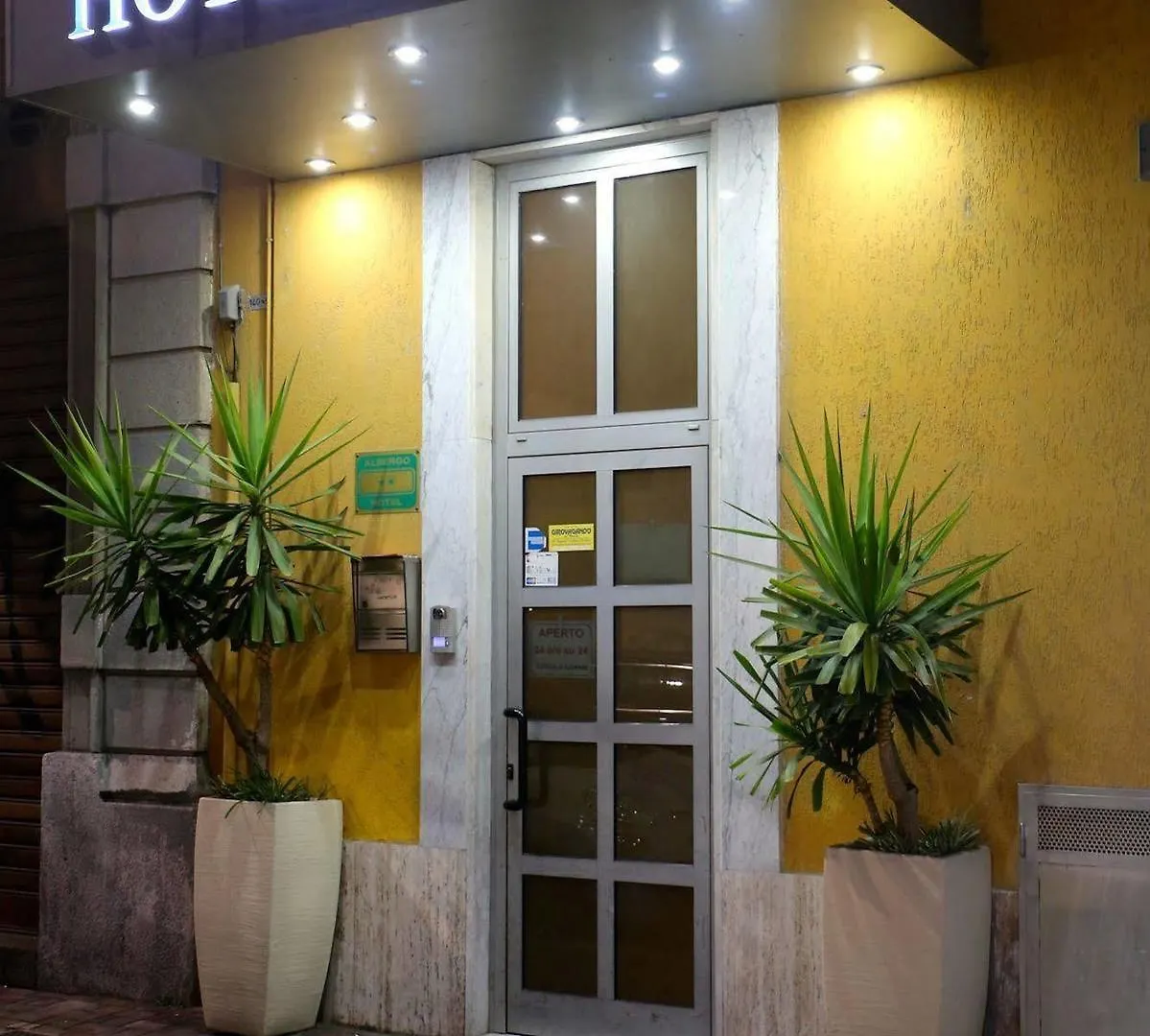 Hotel Loreto 밀라노 2*,